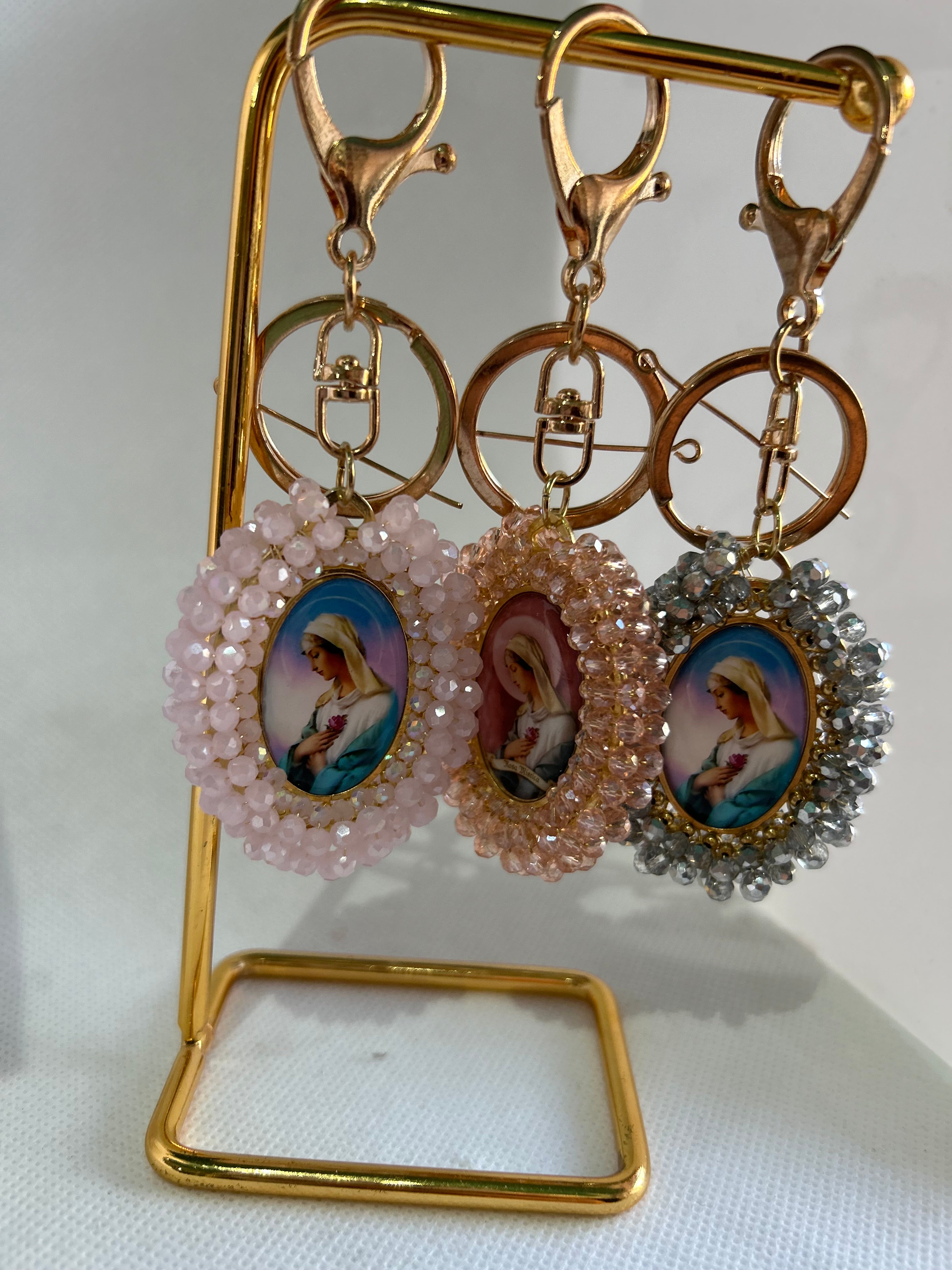 Llaveros Bordados a Mano Grde