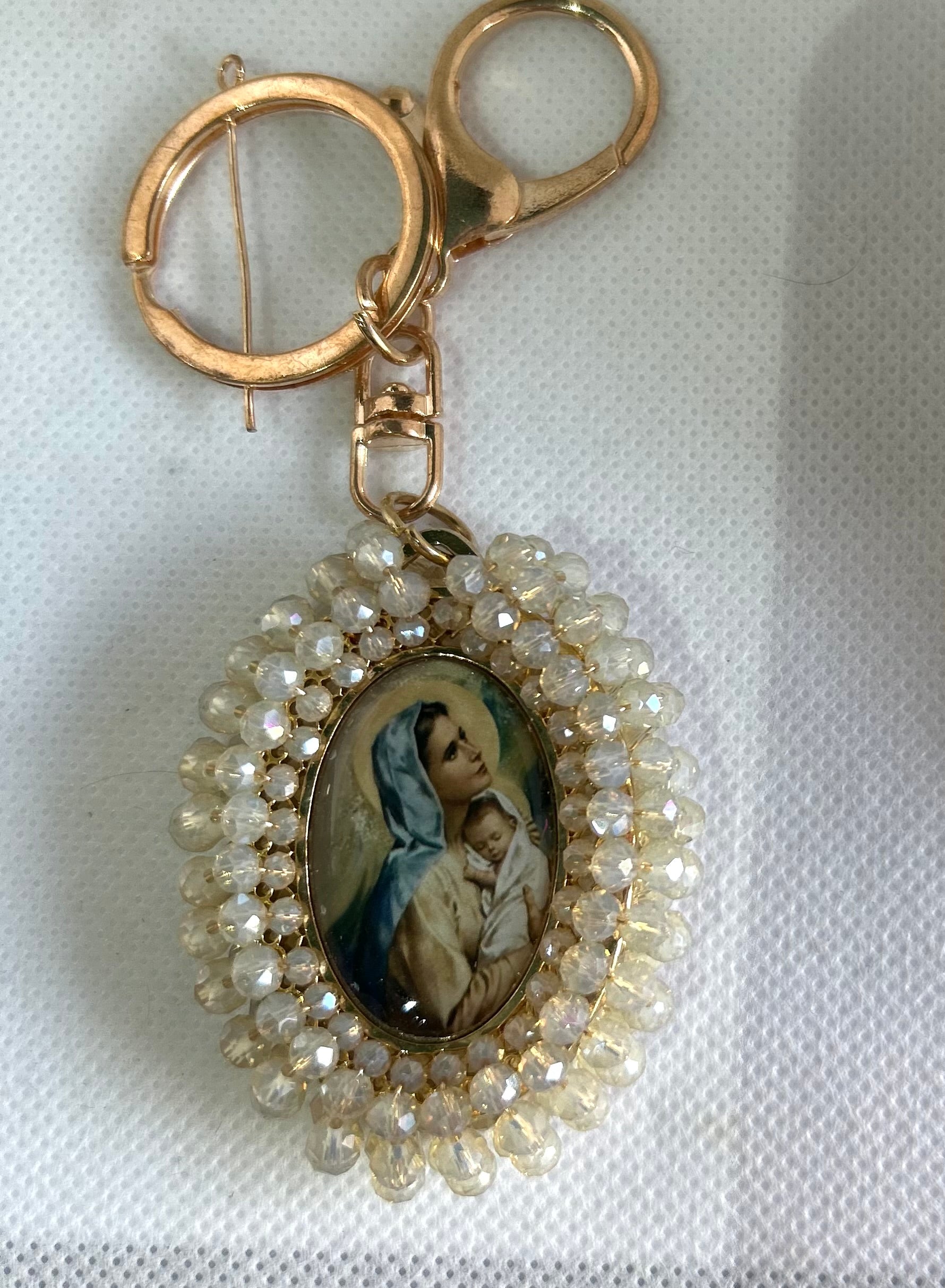 Llavero grande bordado