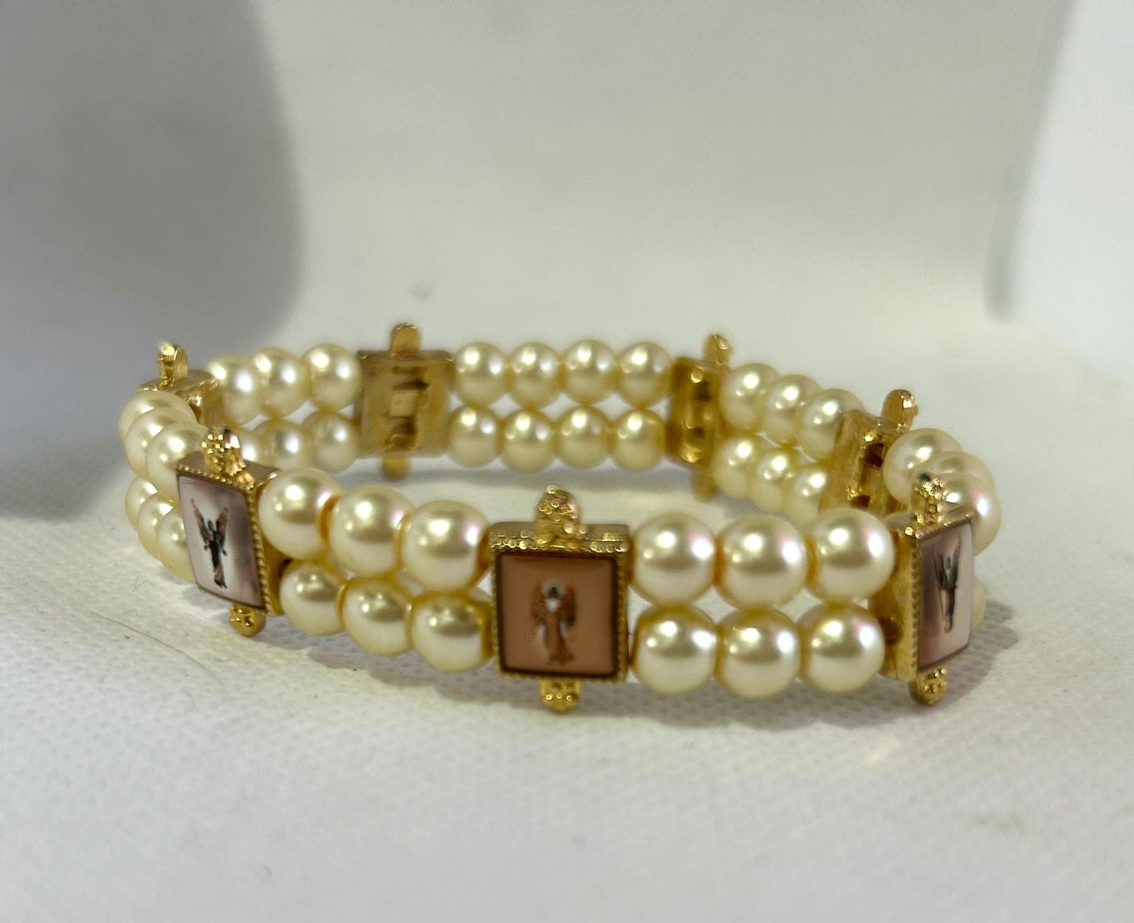 Brazalete de perlas con los 7 arcángeles